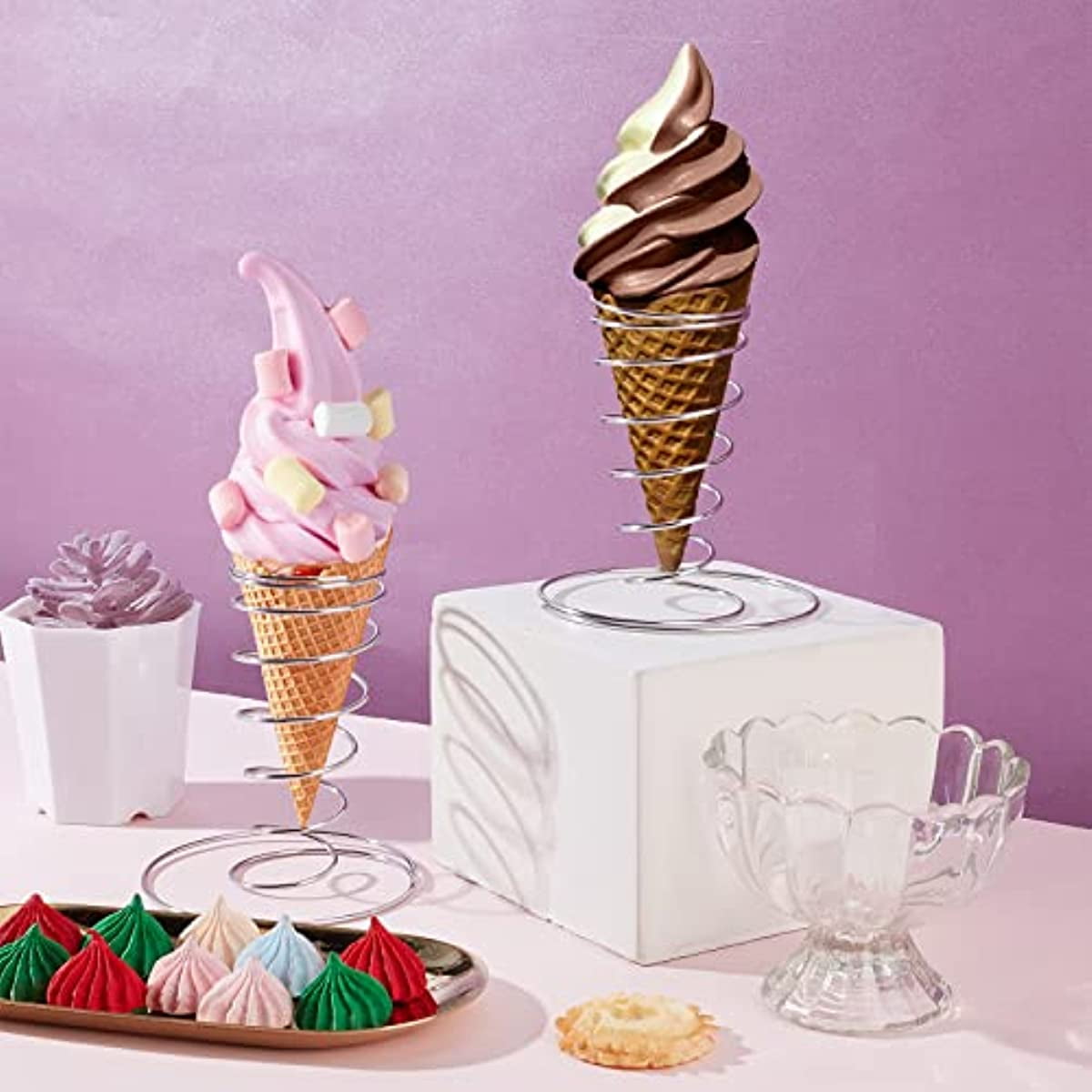 World Cuisine 41472-04 S/S Ice Cream Cone Holder