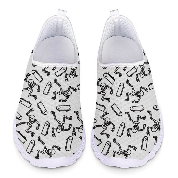 Nuestras zapatillas para correr están hechas de material EVA de alta calidad como suela. Adopta el diseño de malla superior, que puede ampliar las características agradables para la piel y transpirabl