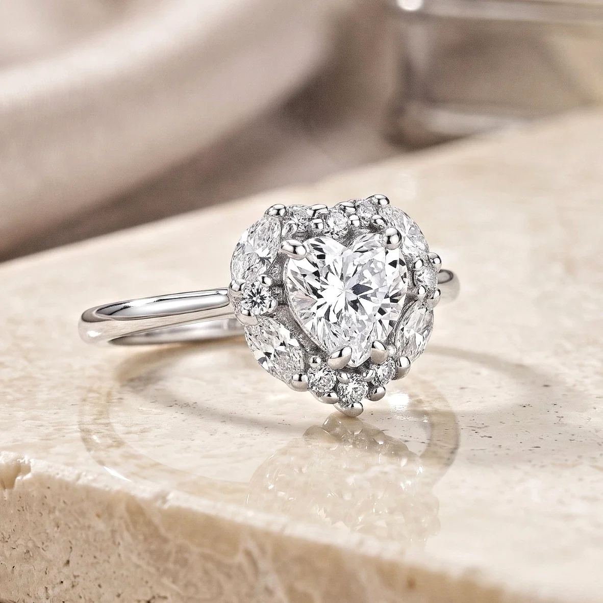 Tilo Jewelry 925 Sterling Silver Solitaire Heart-Shaped Halo Engagement Wedding Ring | Size 7 | Classic Engagement Ring for Women