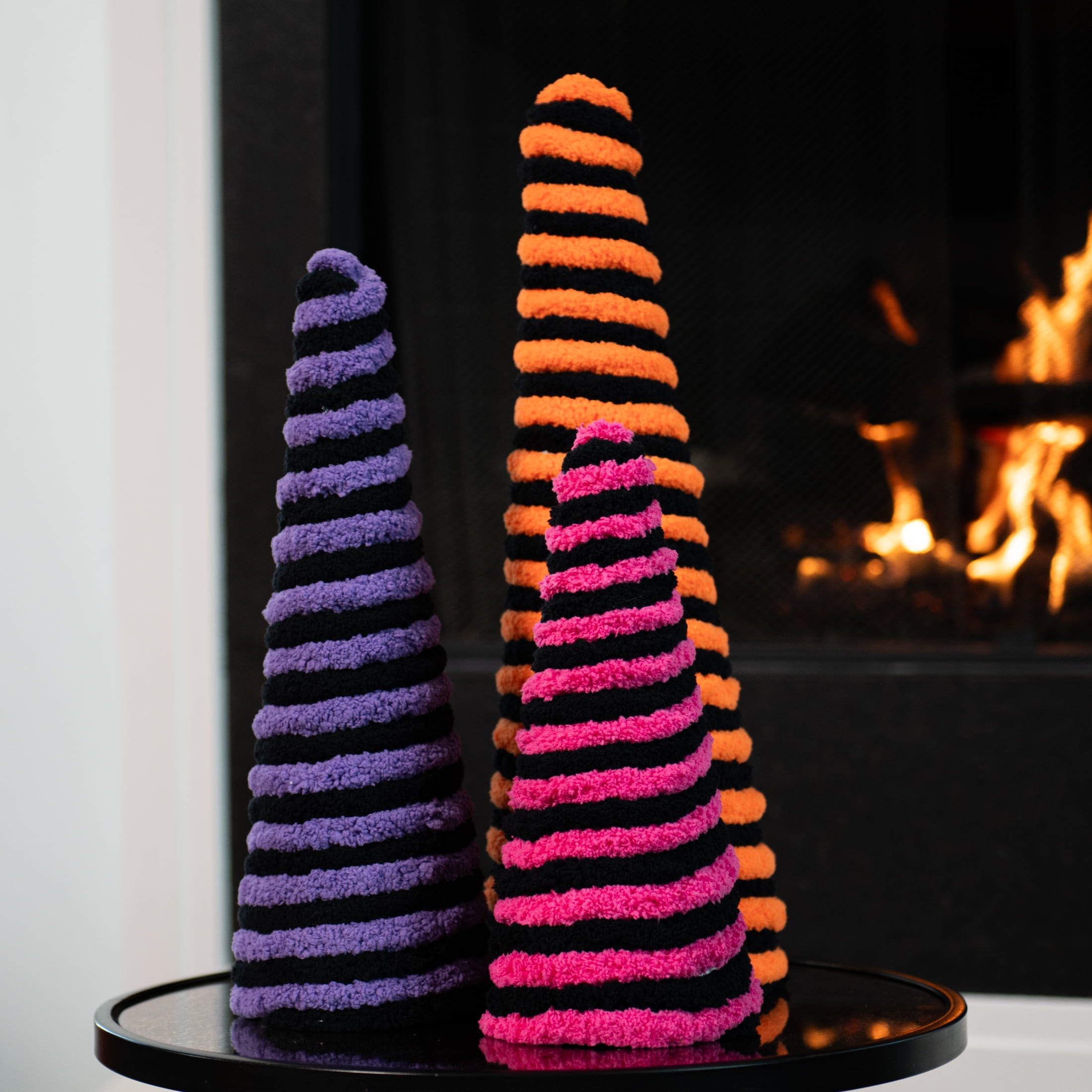 Mainstays Chunky Chenille Yarn, 31.7 yd, Black, 100% Polyester, Super Bulky