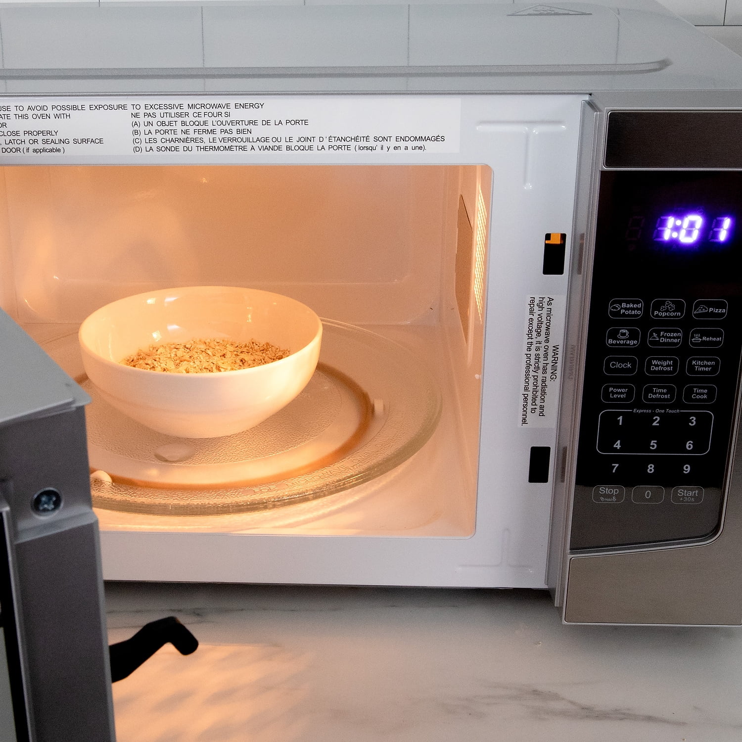 Avanti 1.1 Cu. Ft. Countertop Microwave 1000W (MT116V4M) MT116V4M/108SST