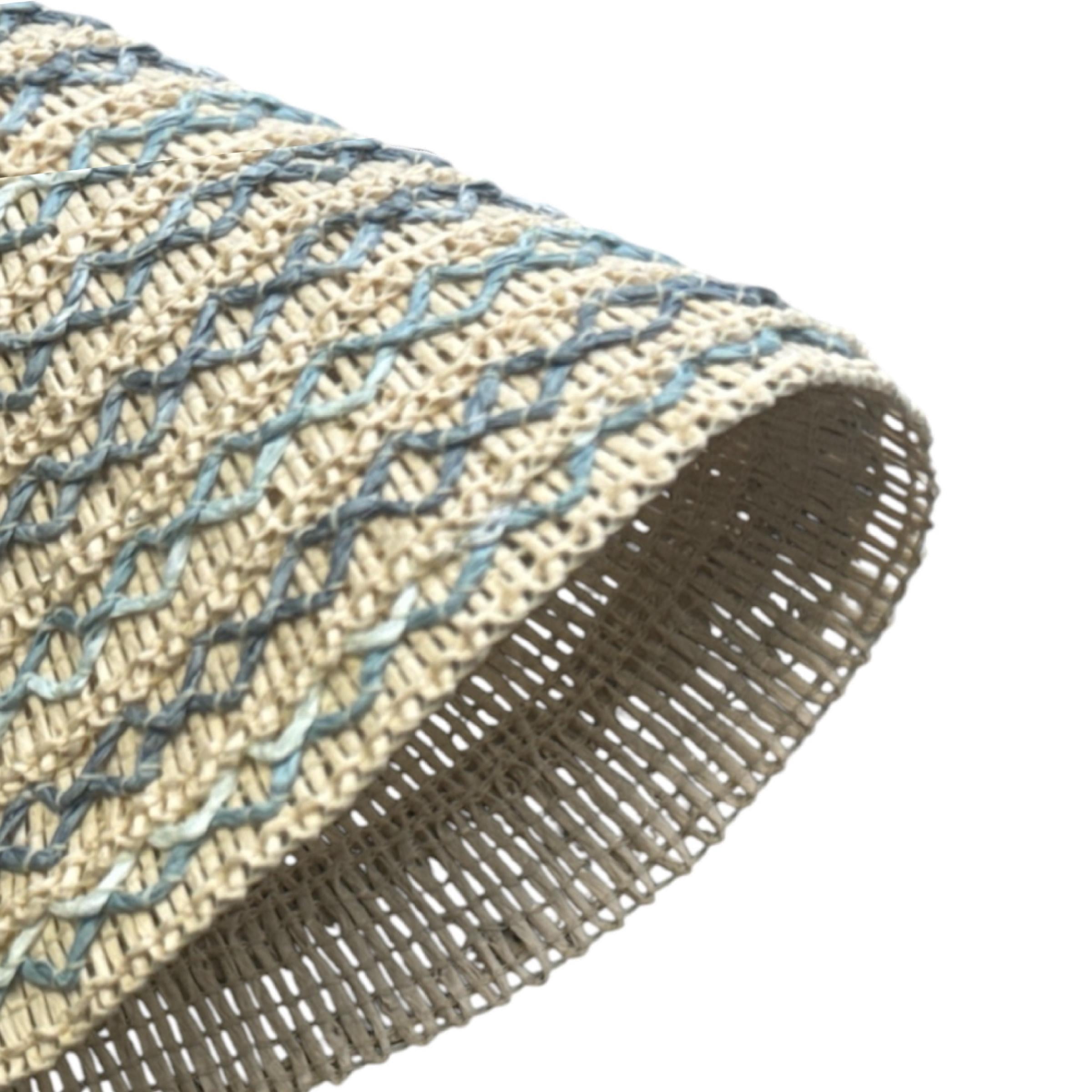 Dainty Home Set of 4 Placemats | Elegant and Durable | 15x15 in Round Woven Non-Slip Washable Place Mats | Tear-Resistant Heat | Resistant Placemats