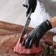 thumbnail image 5 of Guantes de nitrilo para cocinar, 100 unidades, 5 milésimas de pulgada, resistentes, para limpieza en polvo, para uso diario., 5 of 7