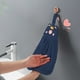thumbnail image 4 of Toallas de mano colgantes para niños, forro polar suave con un diseño mono de cerdito, tela absorbente para cocina y baño, disponible en rosa, azul, gris y beige, 38x28cm, 4 of 6