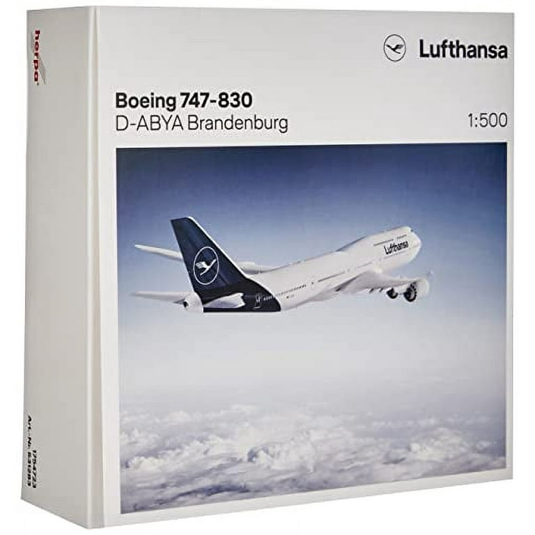 Lufthansa Boeing 747-8 Turns Back Over The Atlantic