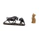 thumbnail image 5 of Escultura animal moderna de Feng Shui, figura de toro, oso y gato, obra de arte coleccionable de resina china para escritorio, estantería, sala de est, 5 of 8