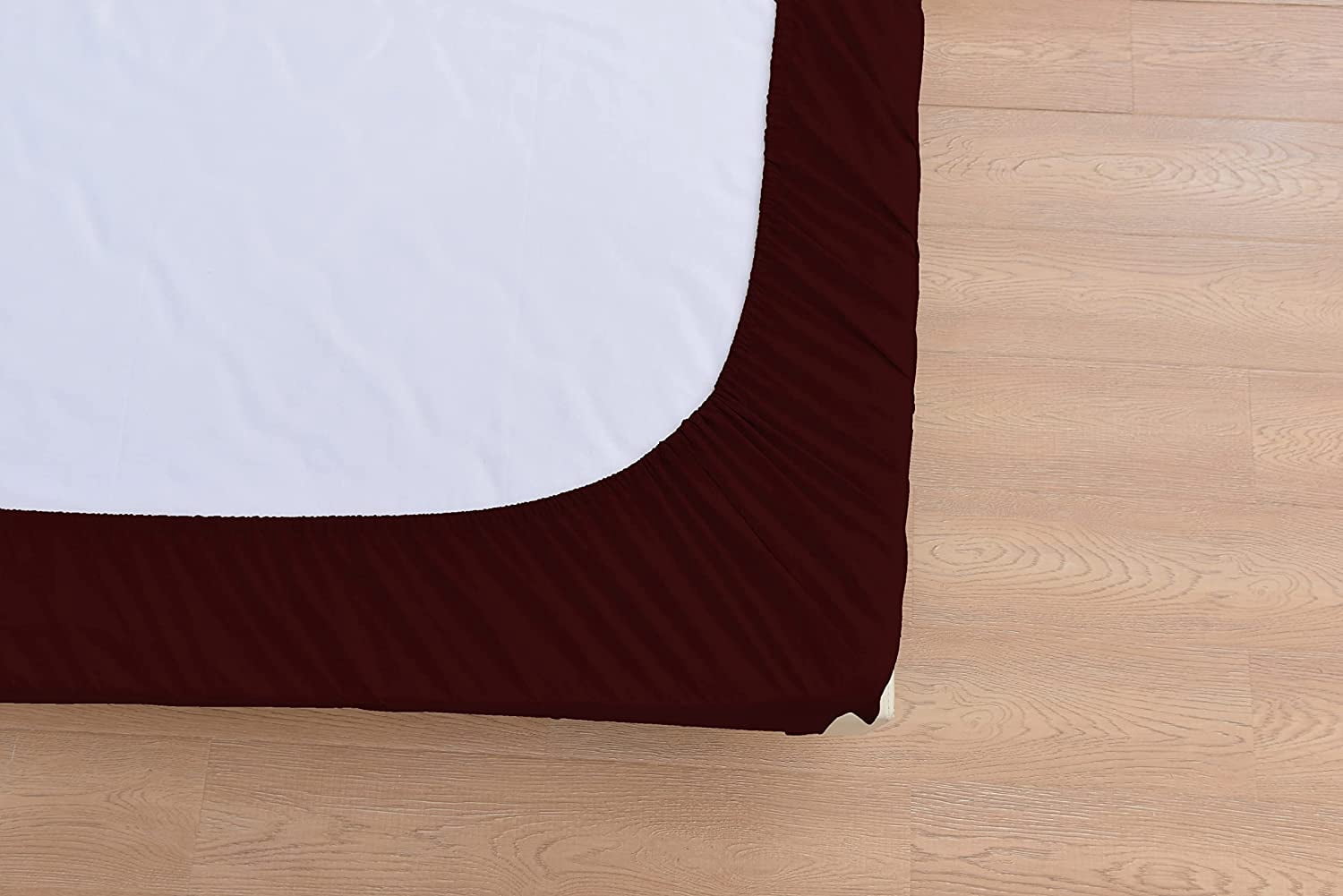 The Season Essentials Wrinkle Free Sheet Sets with Deep Pockets & Stain Resistant, 4 pc, 1800 Thread Count Bamboo Based, Burgundy, Full