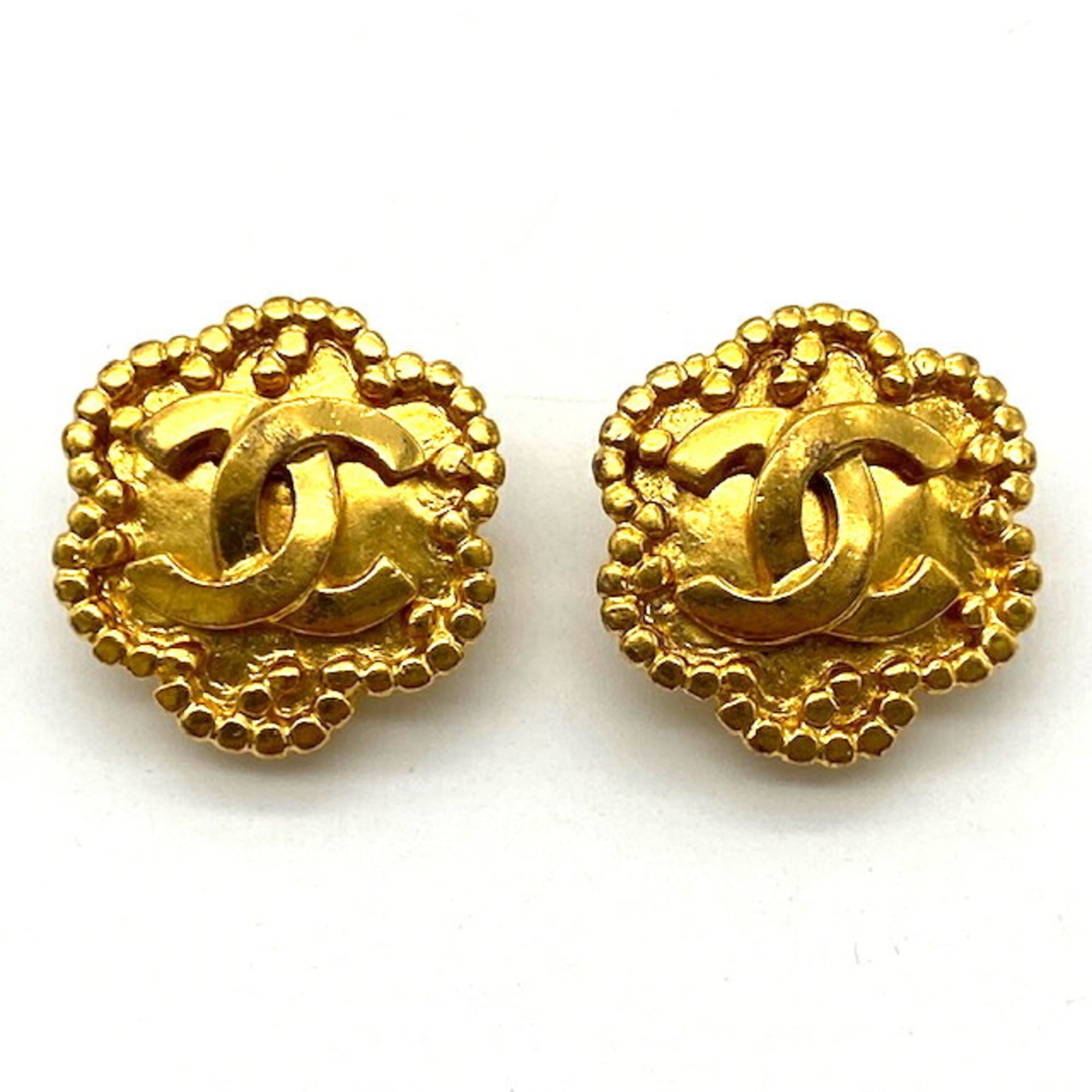 Chanel - Authenticated Earrings - Gold Plated Gold for Women, Very Good Condition