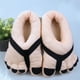 thumbnail image 4 of Qarigey Zapatillas térmicas para interiores, suela silenciosa para caminar en interiores, divertidas zapatillas cálidas de invierno a la moda Calzado negro m 35-40, 4 of 6