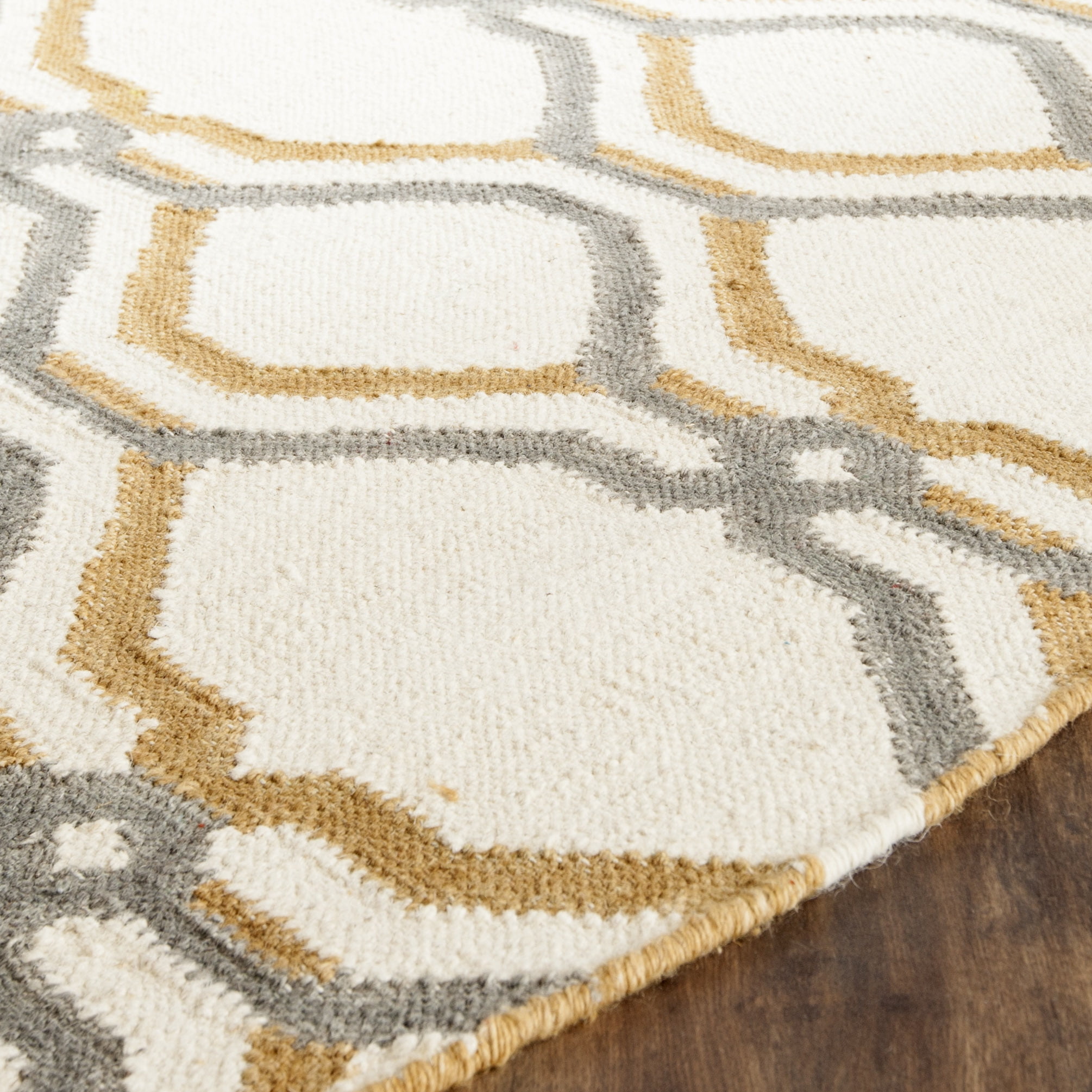 Safavieh Dhurries Steve Trellis Wool Area Rug, Ivory/Black, 6' x 6' Round
