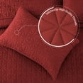 thumbnail image 4 of Exclusivo Mezcla Queen Quilt Bedding Set, Lightweight Soft Red Queen Bedspreads Coverlets with Geometric Stitched Pattern, 4 of 8
