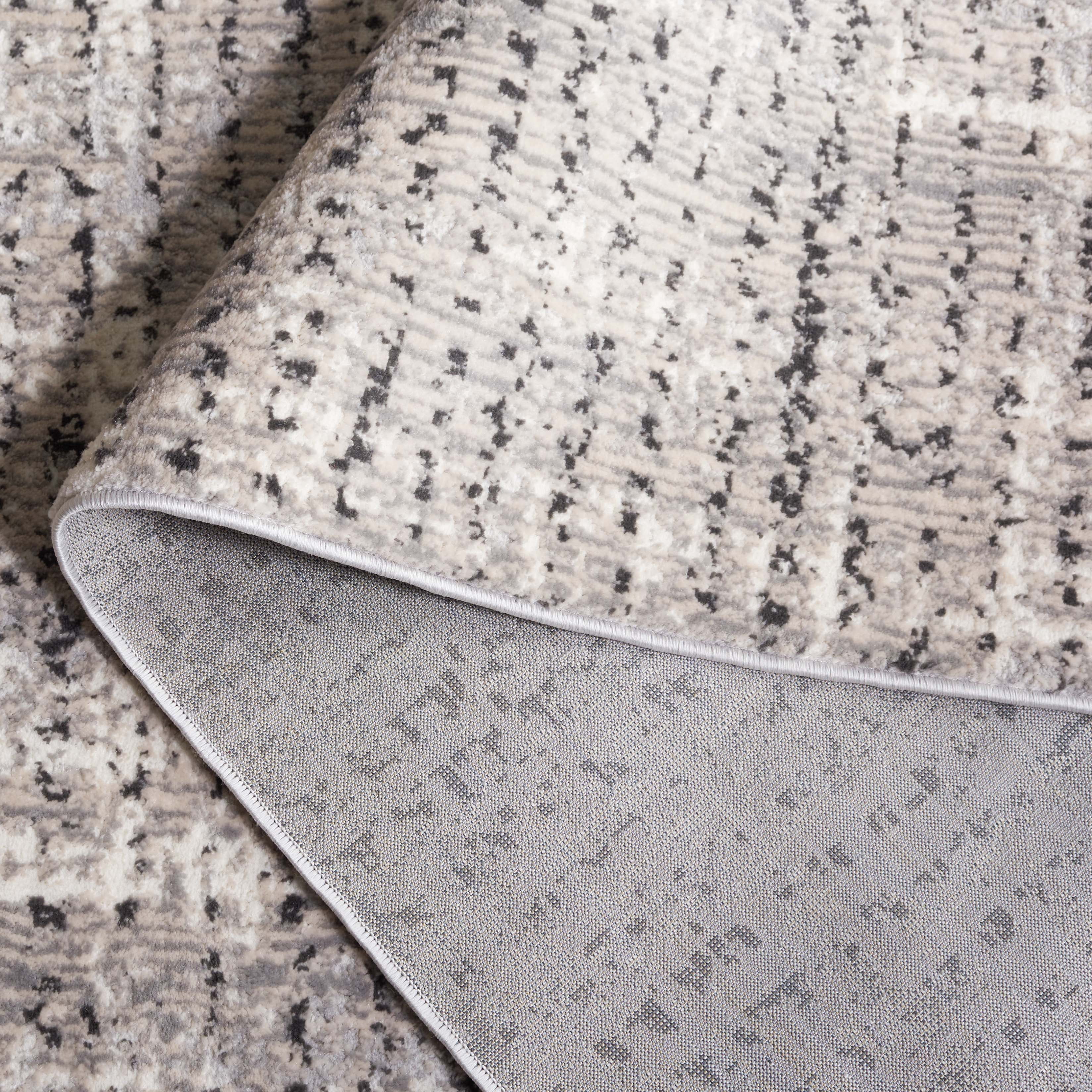 Safavieh Lagoon Joleen Diamond Area Rug, Gray/Beige, 4' x 6'