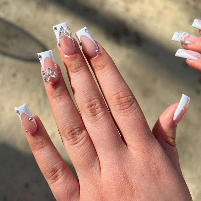MERVF Uñas postizas adhesivas medianas con punta francesa blanca, 24 piezas