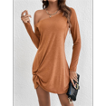 thumbnail image 4 of Tunique à une Épaule pour Femmes Manches Longues Ourlet Torsadé Robe Mini Décontractée Ample Printemps Été Marron P, 4 of 10