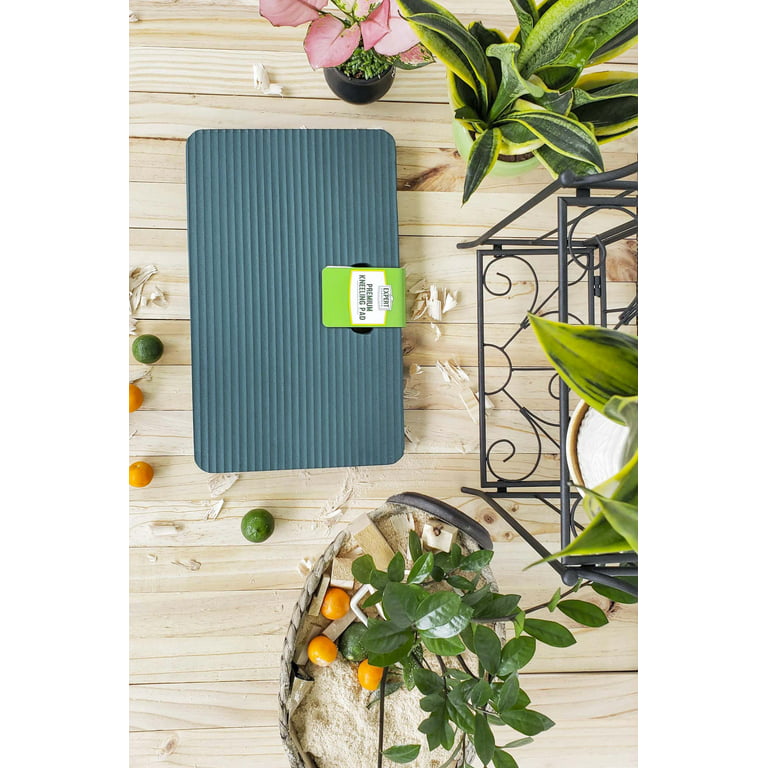 This Gardener-Approved Kneeling Pad Is 46% Off at