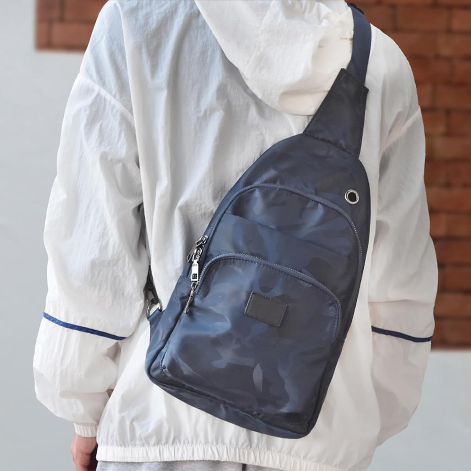 Mygreen Men‘s Crossbody Sling Bag Single-shoulder Bag Chest Bag Outdoors Travel Hiking Chest Bag Daypack for Men