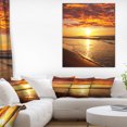 thumbnail image 1 of Vagues Vibrantes Jaune Soleil et Calme, 1 of 3