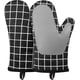 thumbnail image 1 of Guantes de horno, guantes de horno de algodón de silicona antideslizantes resistentes al calor, guantes de horno para cocinar alimentos, asar - 1 par (negro), 1 of 5