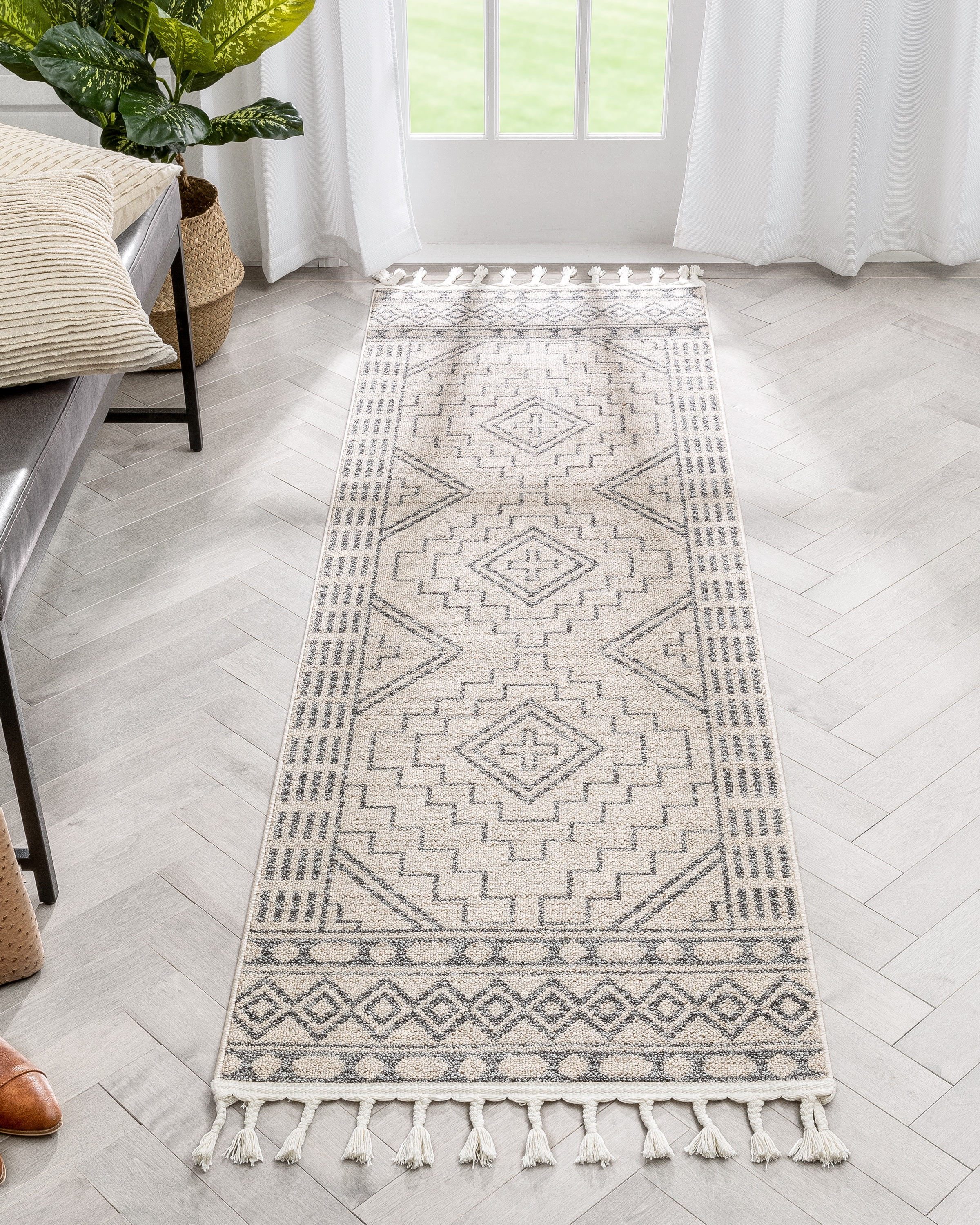Kelim Red Stripe Rugs Hall Runners and Cushions Tribal Aztec Geometric Tassels 