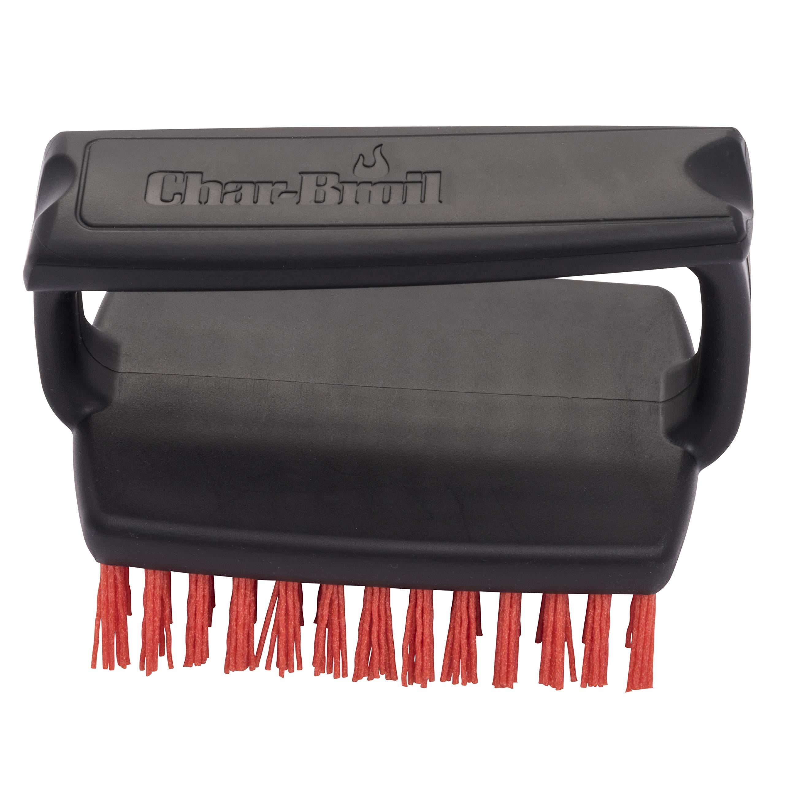 Clean your Grill using Nylon Bristle Brushes from Char-Broil 
