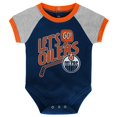 thumbnail image 2 of Outerstuff Ensemble pour Nouveau-Né Edmonton Oilers « Let's Go » Grenouillère d'Équipe, Bavoir et Chaussons, 2 of 6