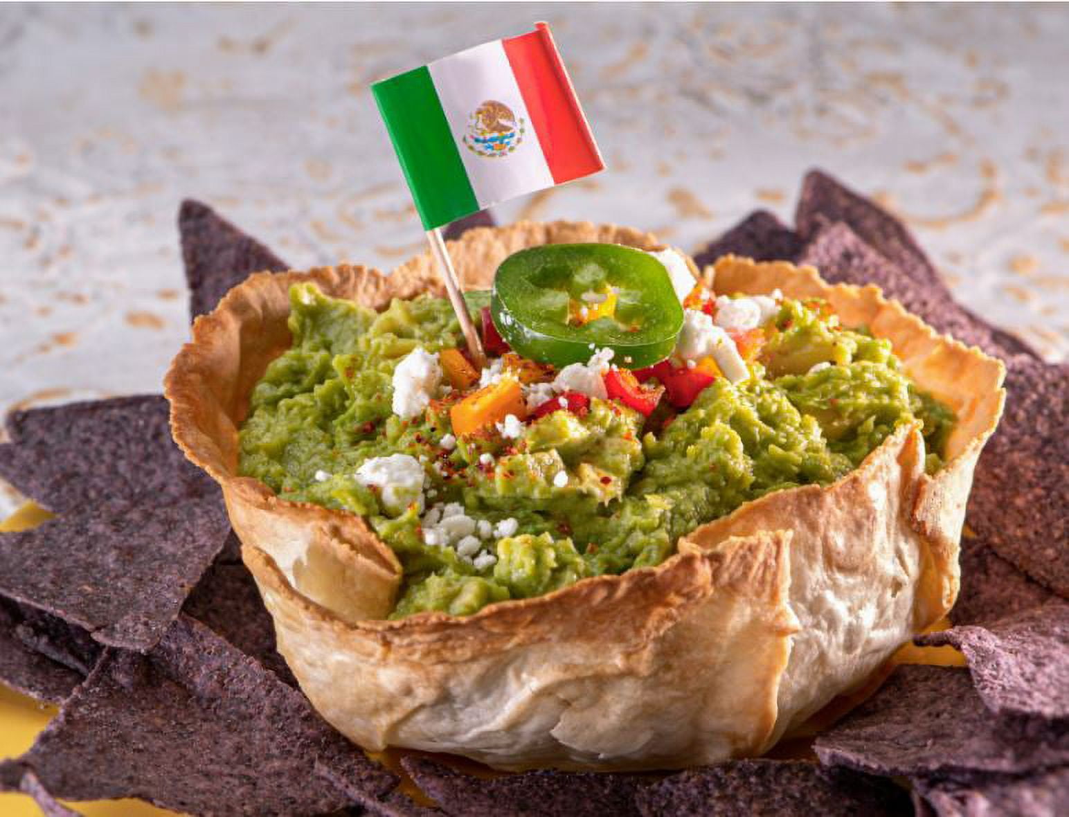¡Yo Quiero! Fresh Produce, Refrigerated Hand Crafted Mexico-Inspired Guacamole Dip, 8 oz Tub