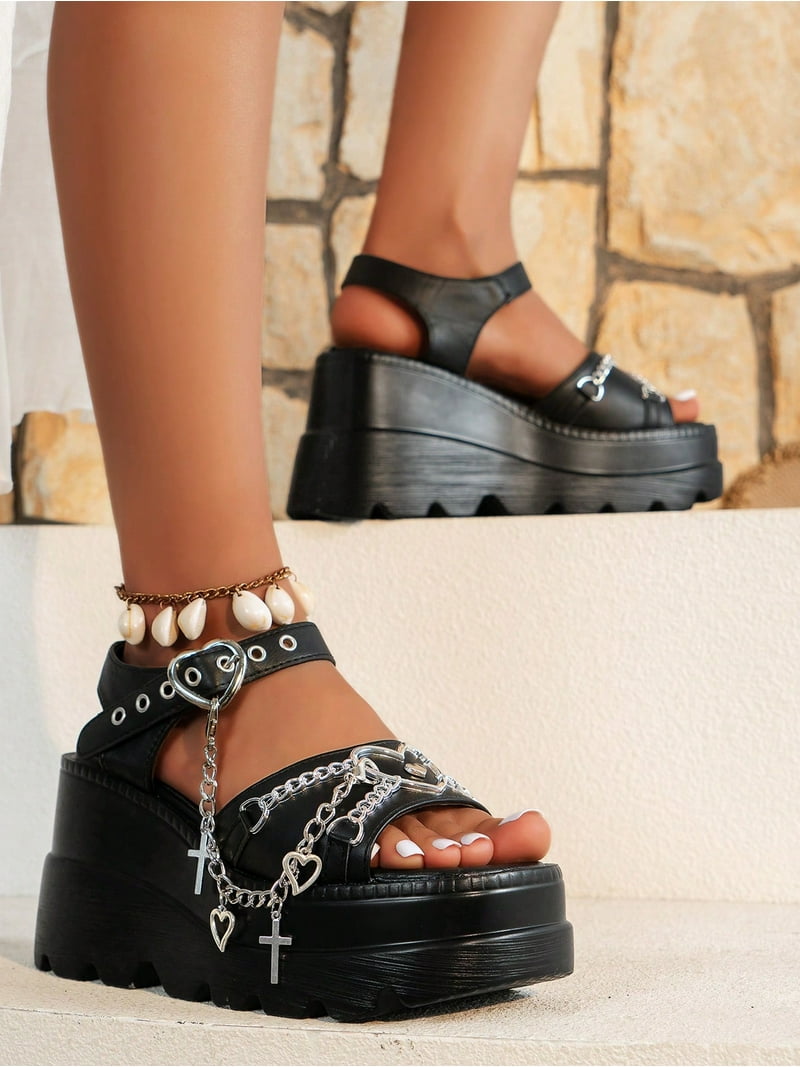 ROMWE Grunge Punk 2024 New Gothic Style Cross & Chain Detail