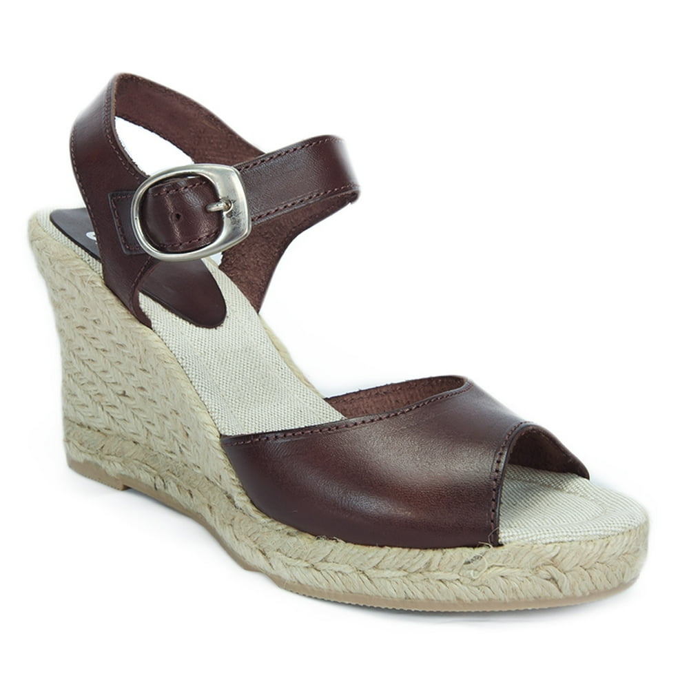 ozark trail hiking sandals