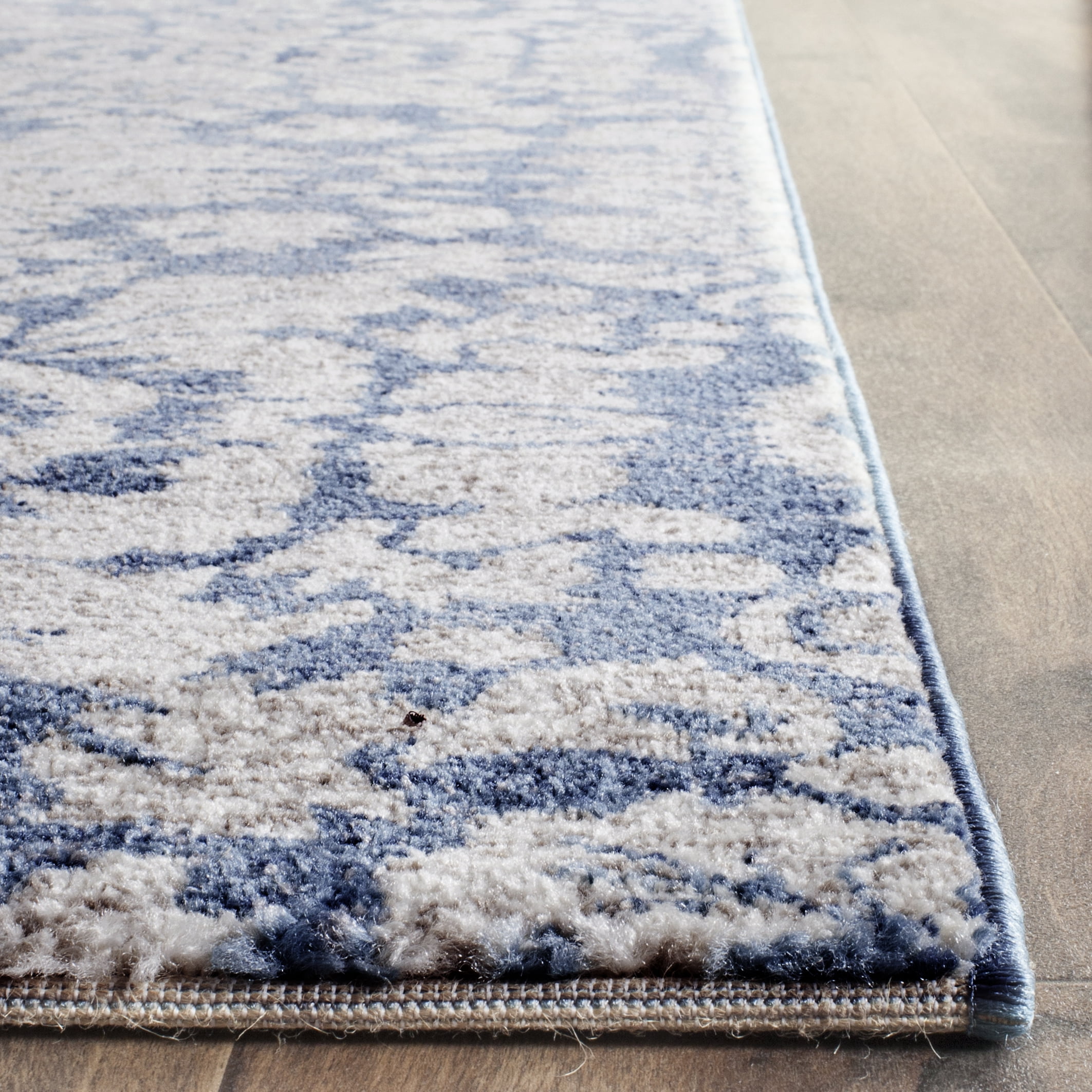 SAFAVIEH Sofia Quintella Damask Area Rug, Blue/Beige, 11' x 15'