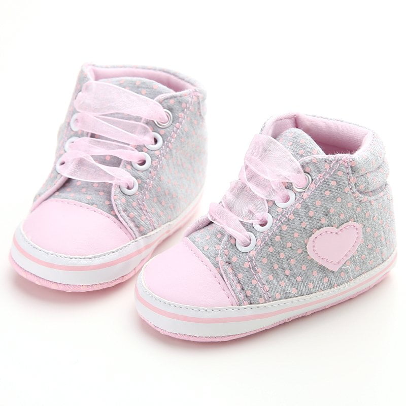 newborn shoe size
