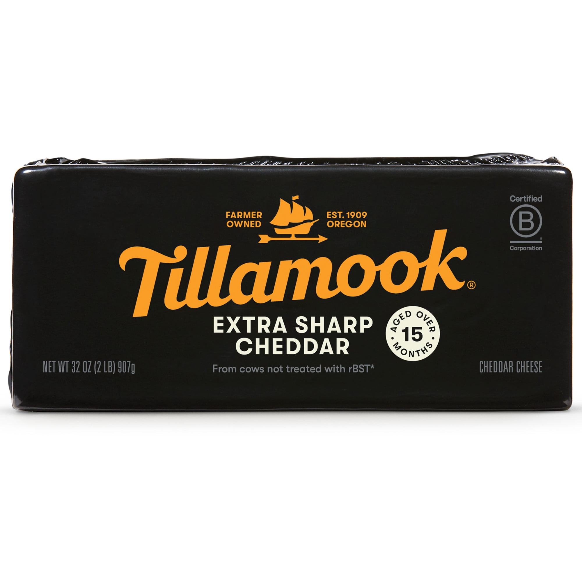 Tillamook Whole Extra Sharp Cheddar Cheese Block, 32 oz (Aged 15 Months)