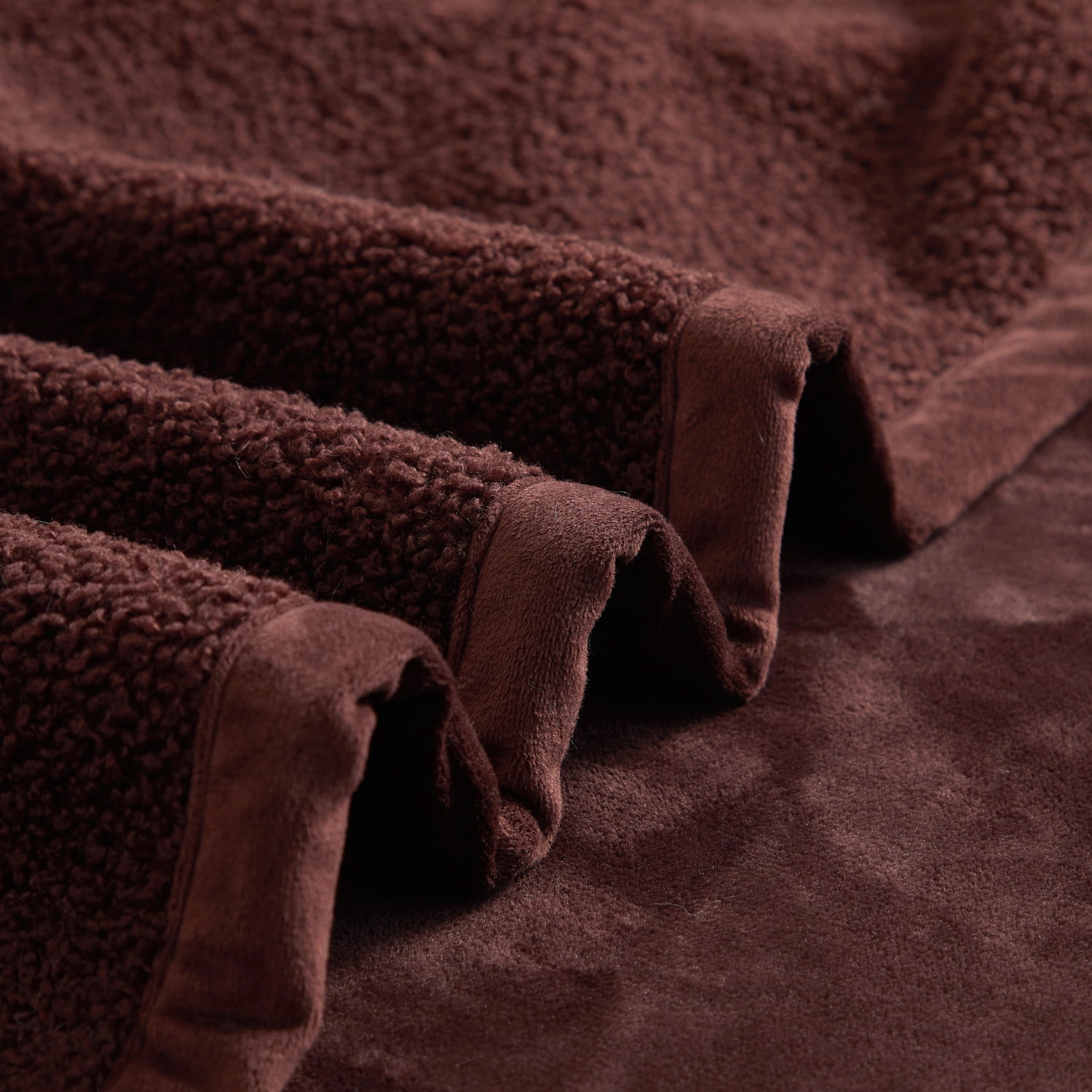 Dearfoams Reversible Cozy Teddy Oversized Couch Throw Blanket, Chocolate, 50 x 70 in