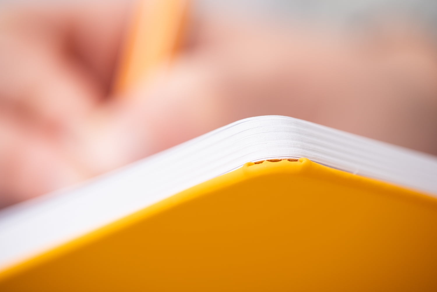 Yop & Tom - Bullet Dot Grid Journal Extra Thick Paper 160 GSM - Hardback A5 - Yellow Cloud