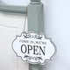 thumbnail image 3 of Señal de y cerrada de doble cara, placa reversible colgante rústica Blanco Cola rótulo comercial, 3 of 7