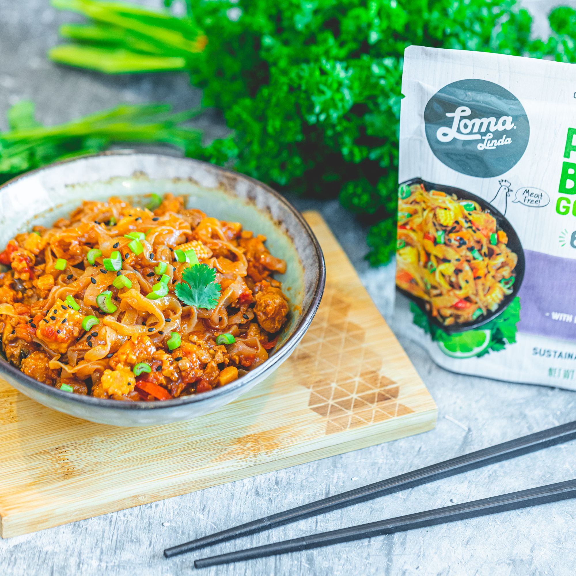 Loma Linda Blue - Vegan Complete Meal Solution - Heat & Eat Spicy Pad Thai (10 oz.) (Pack of 6) - Non-GMO