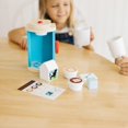 thumbnail image 5 of Set de café Melissa & Doug para preparar y servir con 2 tazas y 3 cápsulas, 5 of 5
