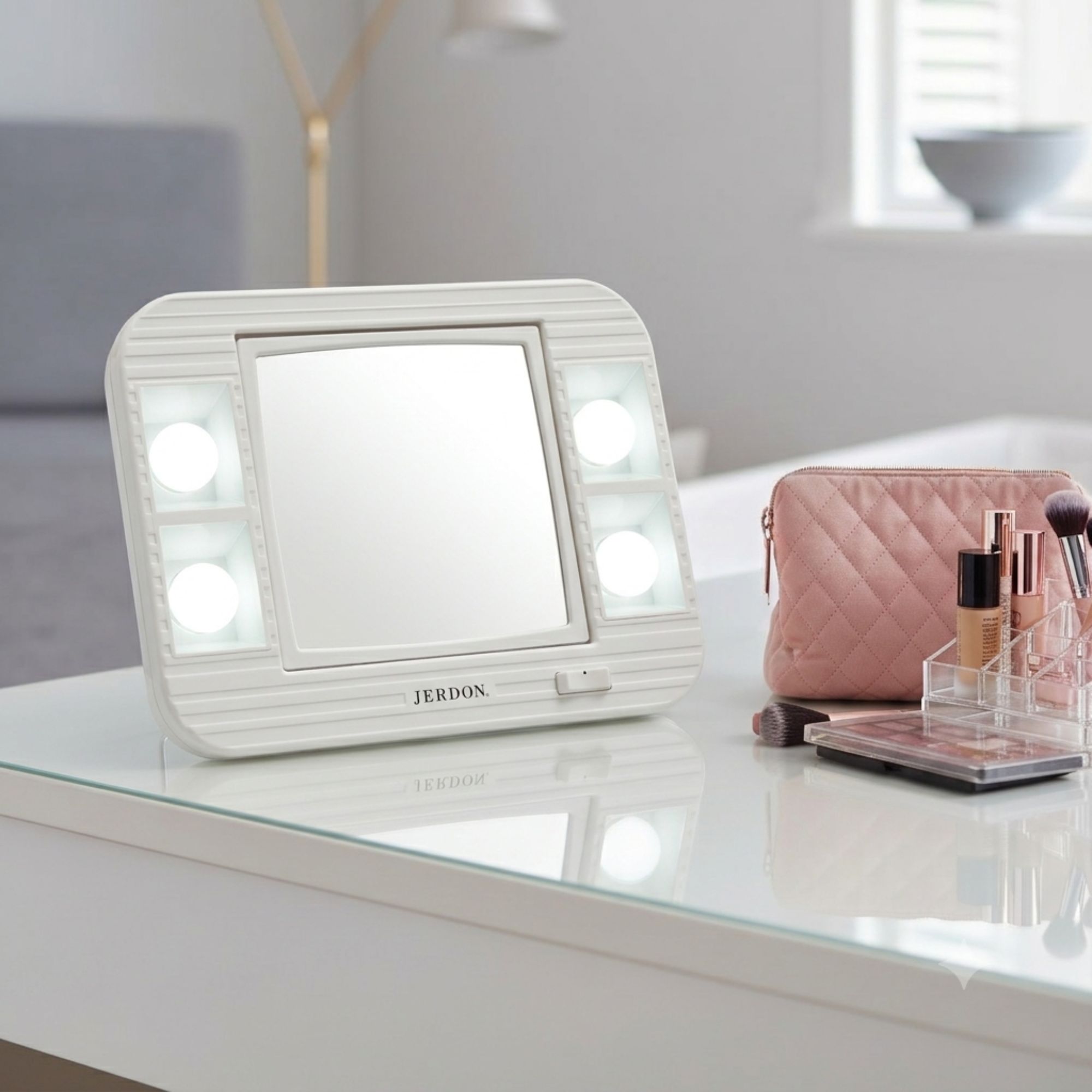 Jerdon Two-Sided Makeup Mirror with LED, 5X-1X Mag photo 7