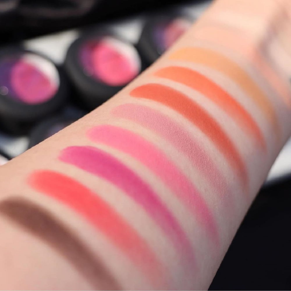 Mac Powder Kiss Soft Matte Eye Shadow 1.5 gm/ 0.05 oz