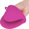 thumbnail image 2 of Juego de manoplas de horno de silicona resistentes al calor, pequeñas manoplas de goma para horno para freidora de aire, mini prensa para hornear y repostería, 1 par (rojo rosa),, 2 of 5