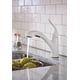 thumbnail image 4 of Grifo de cocina Moen Brecklyn Glacier blanco con rociador extraíble, 4 of 9