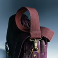 thumbnail image 4 of Bandolera Samsonite de piel colombiana, color marrón, 1,3 kg, 4 of 6