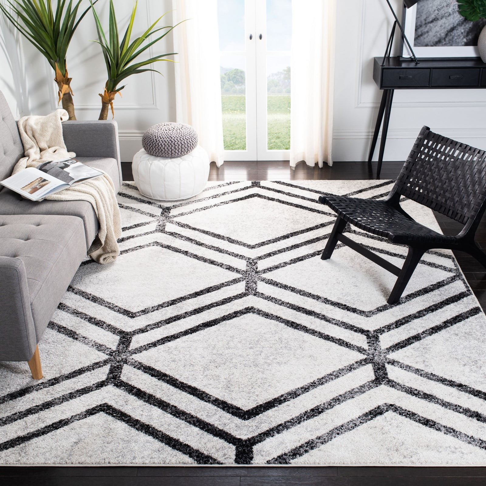 SAFAVIEH Adirondack Bailey Geometric Area Rug, Ivory/Charcoal, 8' x 10