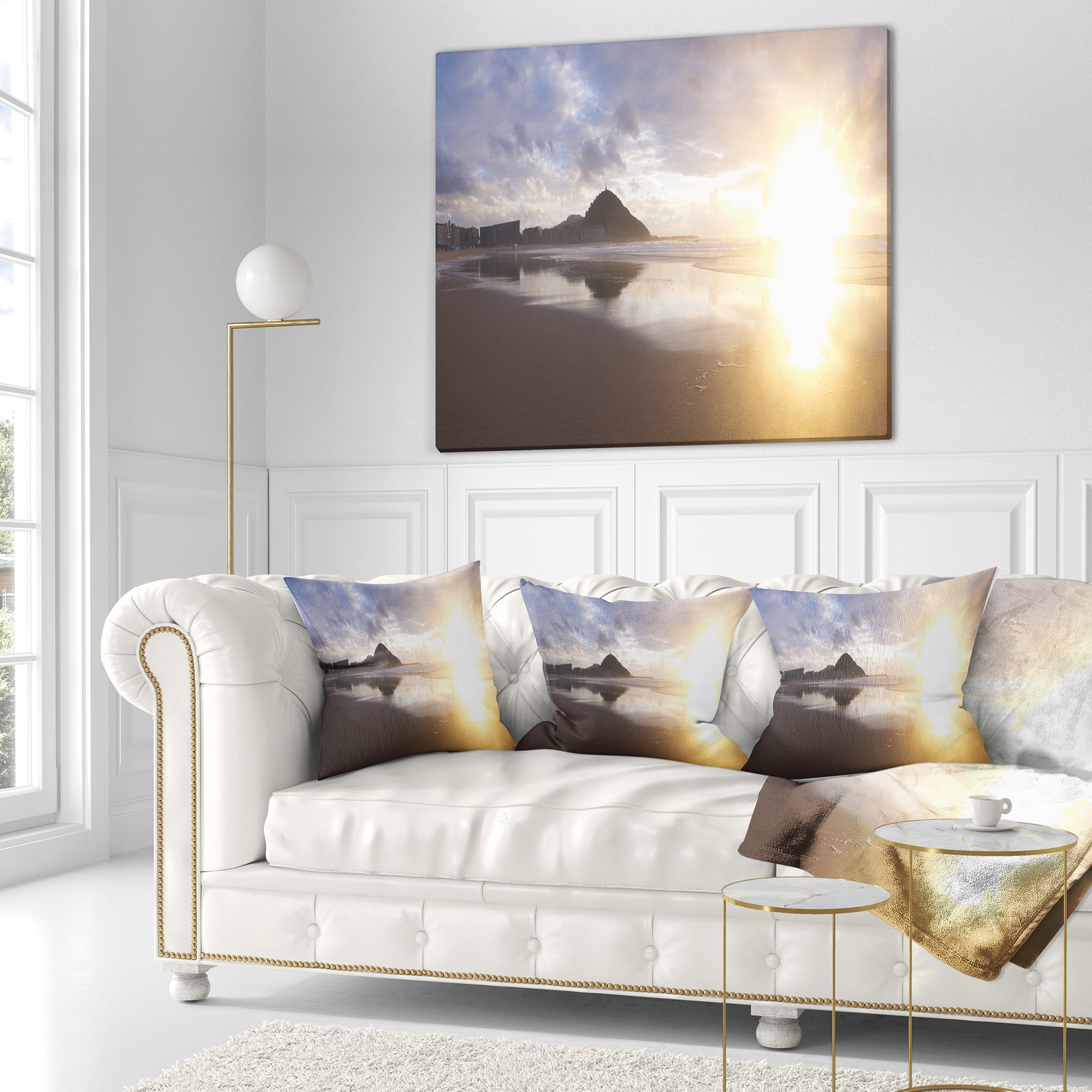 Designart Sunset at Donostia Beach - Seascape Throw Pillow - 18x18
