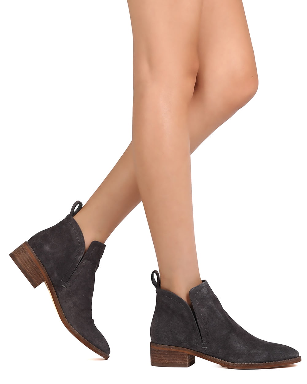 Dolce vita outlet suede booties