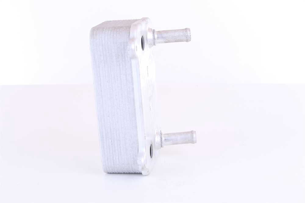 Nissens 90735 Engine Oil Cooler
