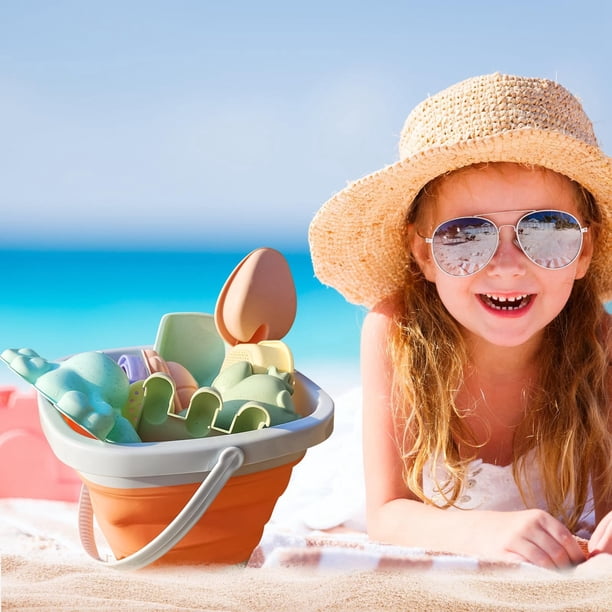 Fun Little Toys Ensemble de Jouets de Sable de Plage pour Enfants 12 Pcs, Seau de Plage Pliable, Roue à Eau, Arrosoir, Pelle, Râteau, Moules à Sable et Sac en Maille, Jouets