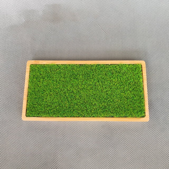 RENACLIPY 1Pcs Durable Bamboo Man's Display Stand with Green Artificial Grass Mat for Action Figures and Models Storage