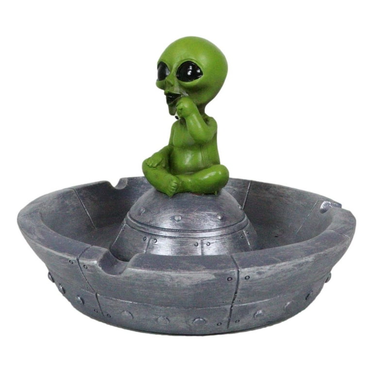 Flying Saucer Spaceship UFO Green ET Roswell Alien Smoking Cigarette Ashtray  