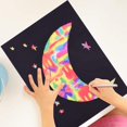 thumbnail image 3 of Set de imágenes para rascar para niños, set de papel para rascar, 50 hojas grandes de papel para rascar arcoíris para dibujar y hacer manualidades con plantillas, bolígrafos de madera y pegatinas de, 3 of 5