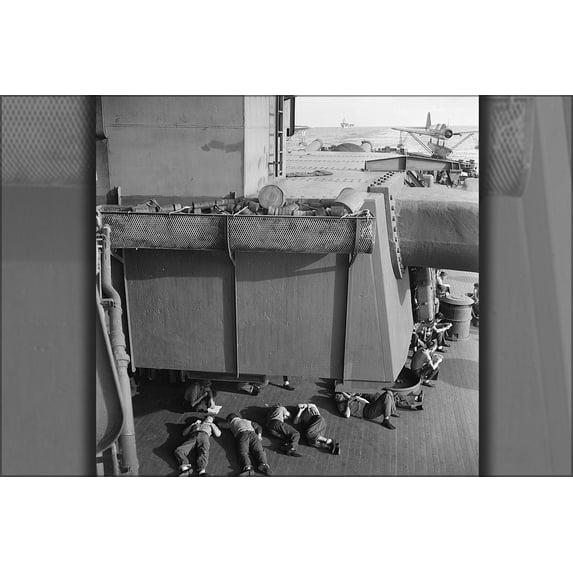 24"x36" Gallery Poster, Enlisted men relaxing during off-duty hours aboard the USS New Jersey (BB-62) 1944
